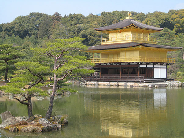 Golden Templet, Kyoto - Photographer: Bill MacIntyre